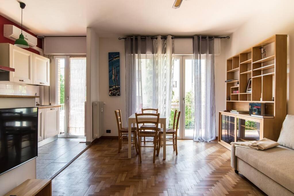 Enjoy Home - Bilocale Sulle Riviere A Due Passi Dalla Specola Padova Dış mekan fotoğraf